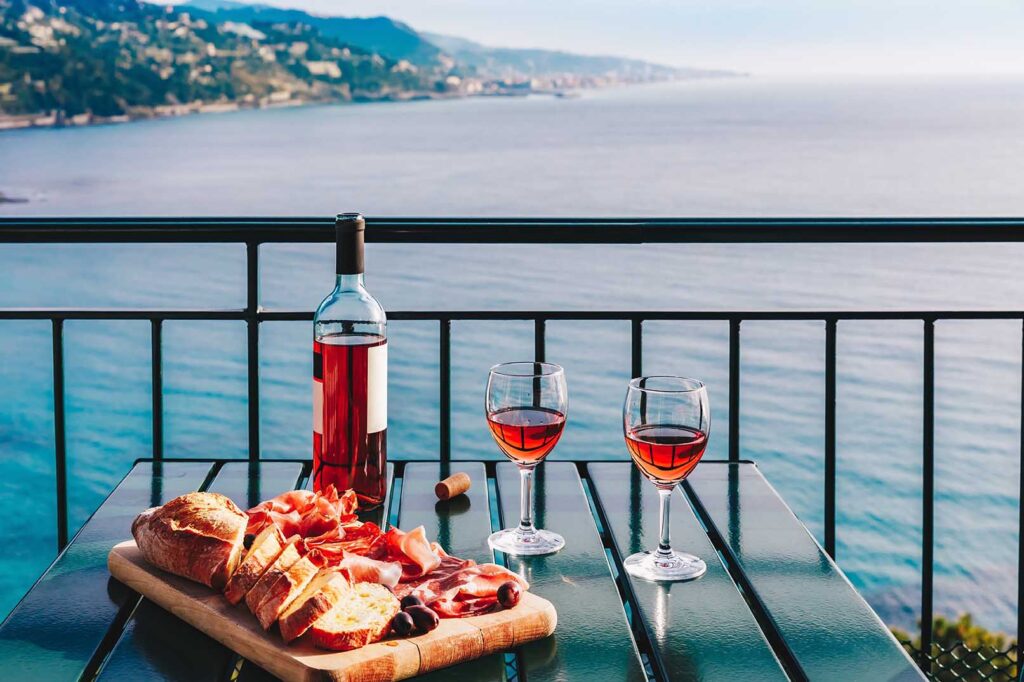 Choose a rosé wine for a sunny aperitif