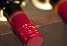 Wine screw caps: are they so bad for the wine? Wine screw caps
