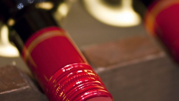 Wine screw caps: are they so bad for the wine? Wine screw caps