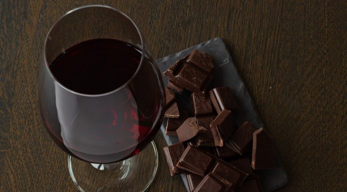 Wine and chocolate pairings Vin rouge et chocolat noir