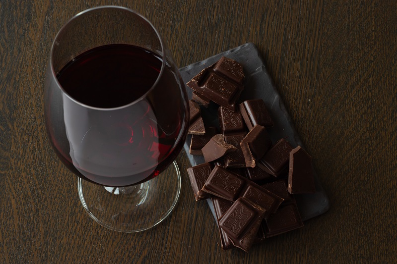 Red wine and chocolate