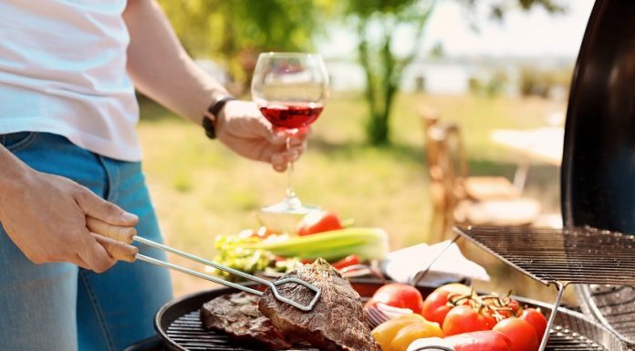 Vins et barbecue : principes et conseils Vin et barbecue