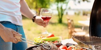 Wine and barbecue: basic rules and tips Wine and barbecue