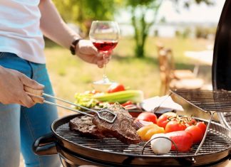 Wine and barbecue: basic rules and tips Wine and barbecue